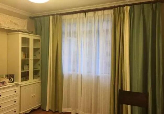 一款窗帘竟可以让房间有多大变化.jpg